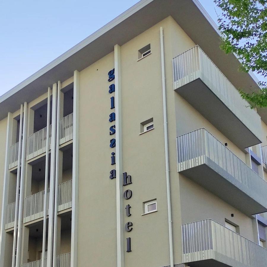 Hotel Galassia リミニ エクステリア 写真
